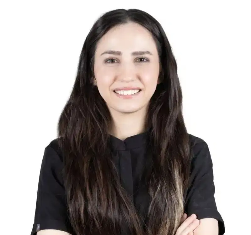 Dr. Beyza Kuş, Dentist at VK Smile Studio