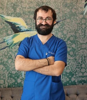 Dr. Yavuz Tezcan, Dermatology Specialist at Kubilay Yücel Polyclinic